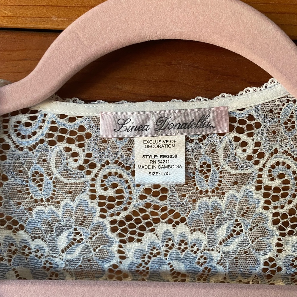 Lacy Intimate Robe - Picture 2 of 2